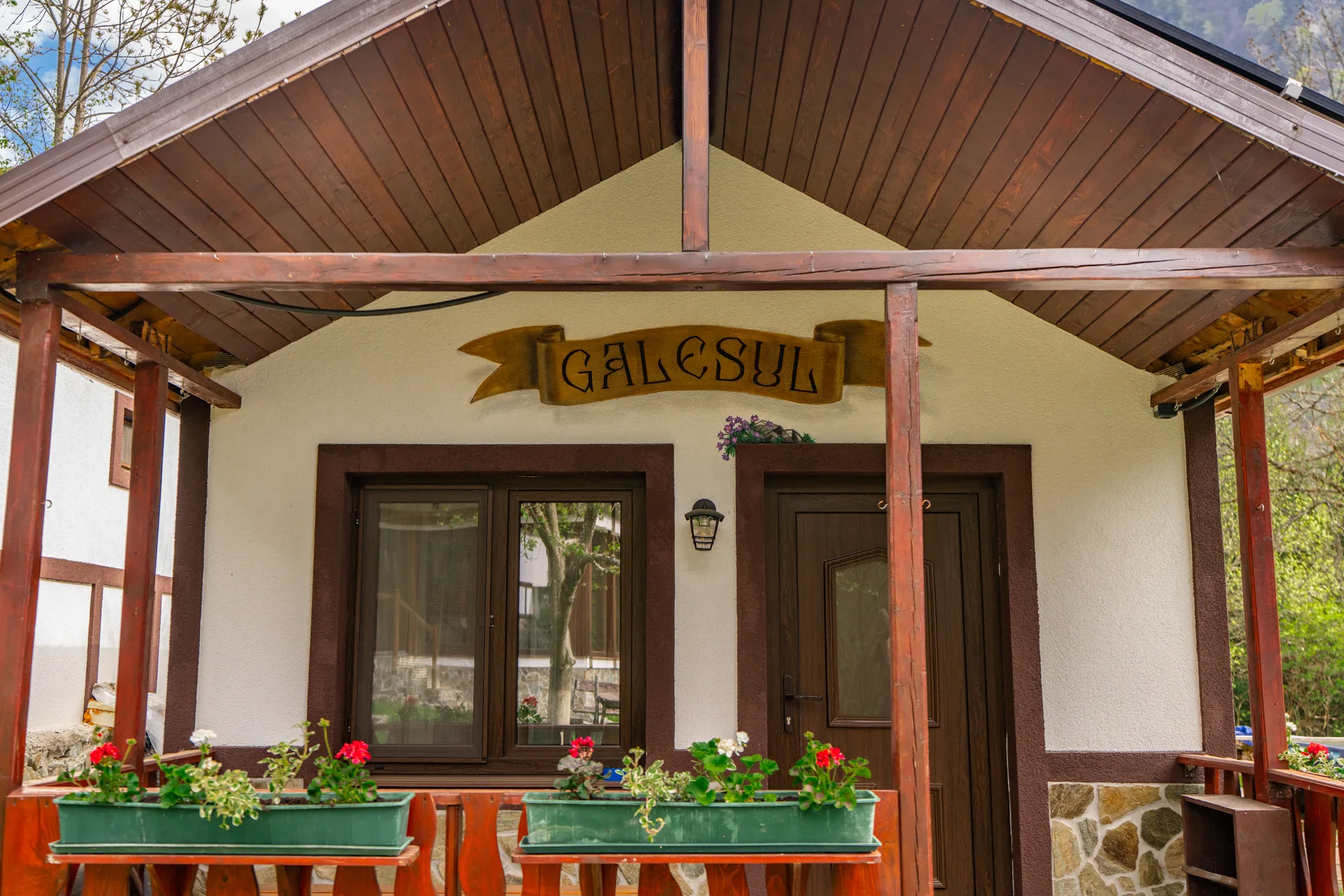 Galeșul - Cabană Retezat