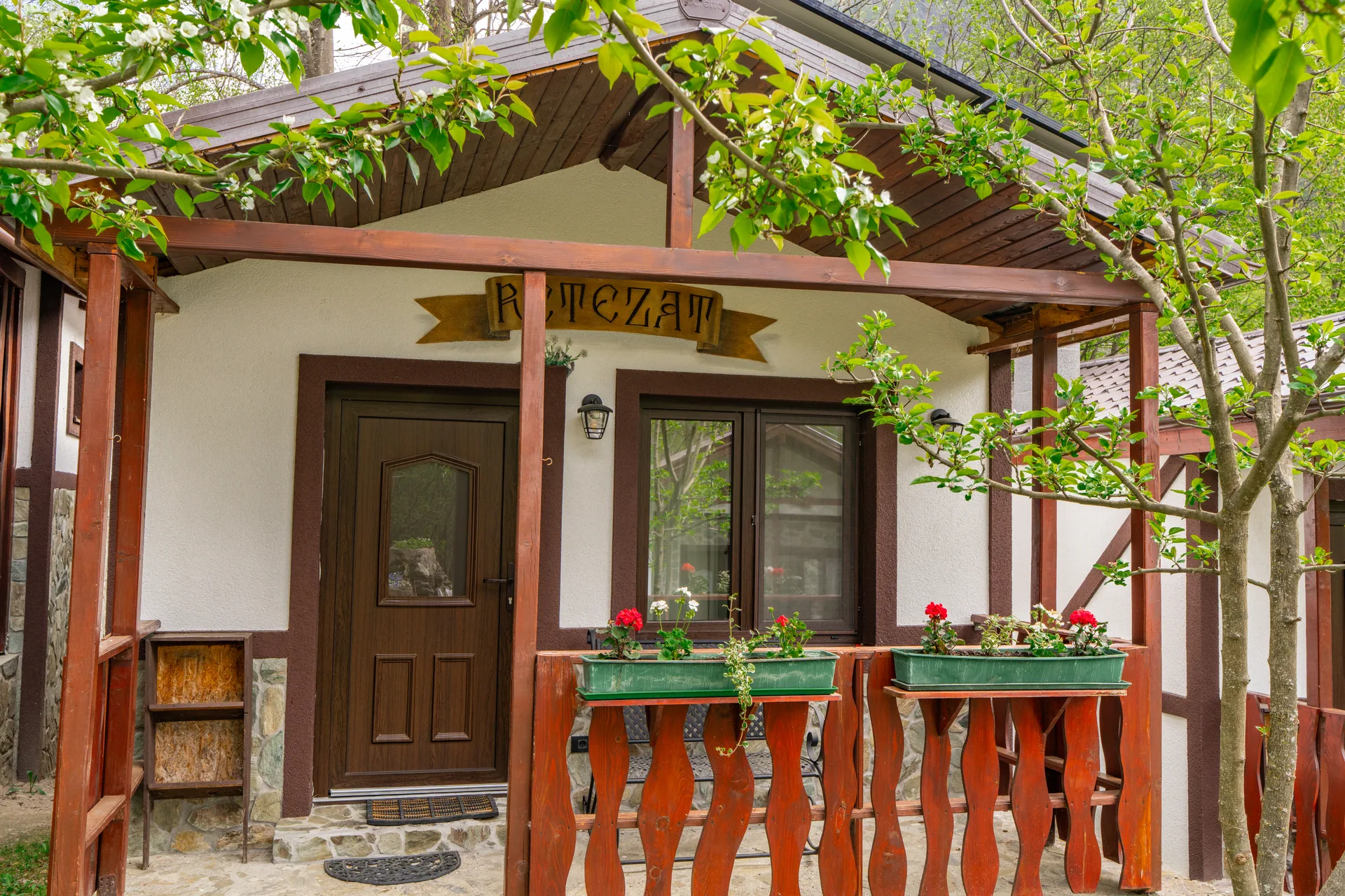 Retezat - Cabană Retezat